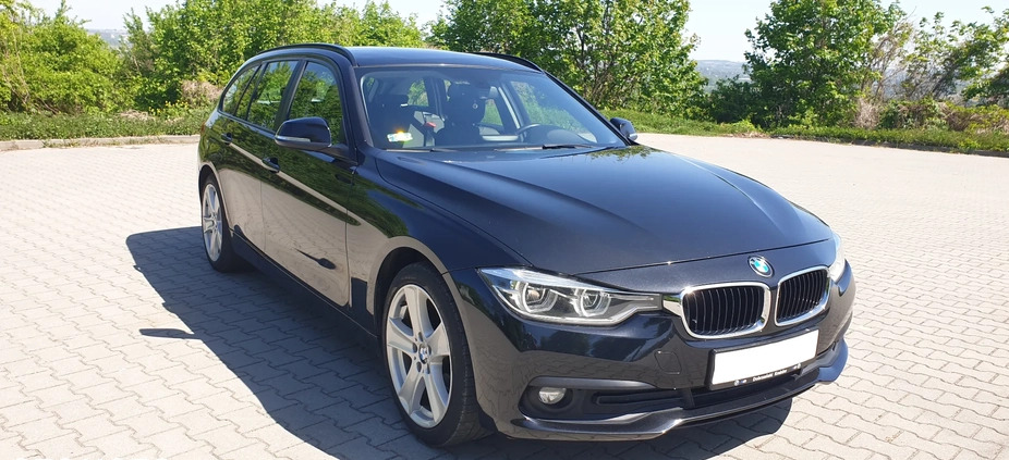 BMW Seria 3 cena 58000 przebieg: 252000, rok produkcji 2016 z Proszowice małe 37